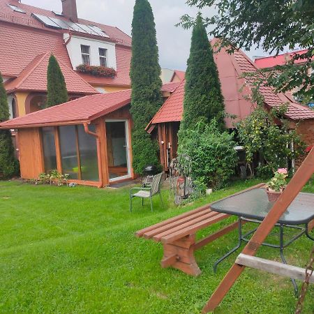 Gosciniec Iwona Hotel Glucholazy Exterior photo